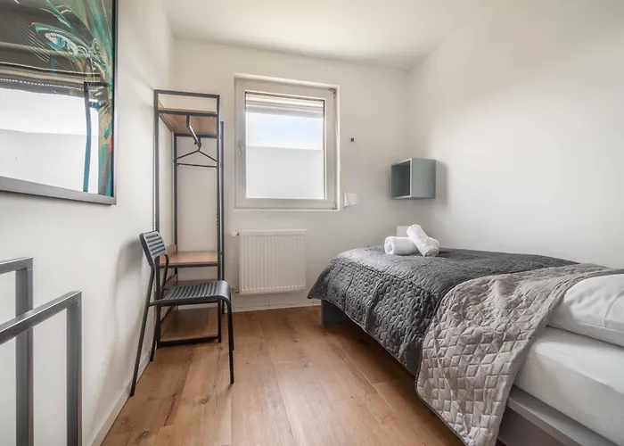 Worker's D30 - Reihenhaus Mit 4 Schlafzimmern Fuer 6 Personen Appartement Wesel (North Rhine-Westphalia)