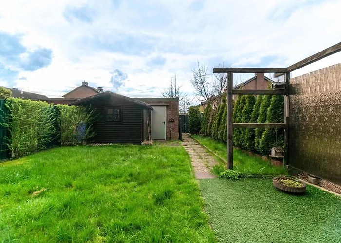 Worker's D30 - Reihenhaus Mit 4 Schlafzimmern Fuer 6 Personen Appartement *